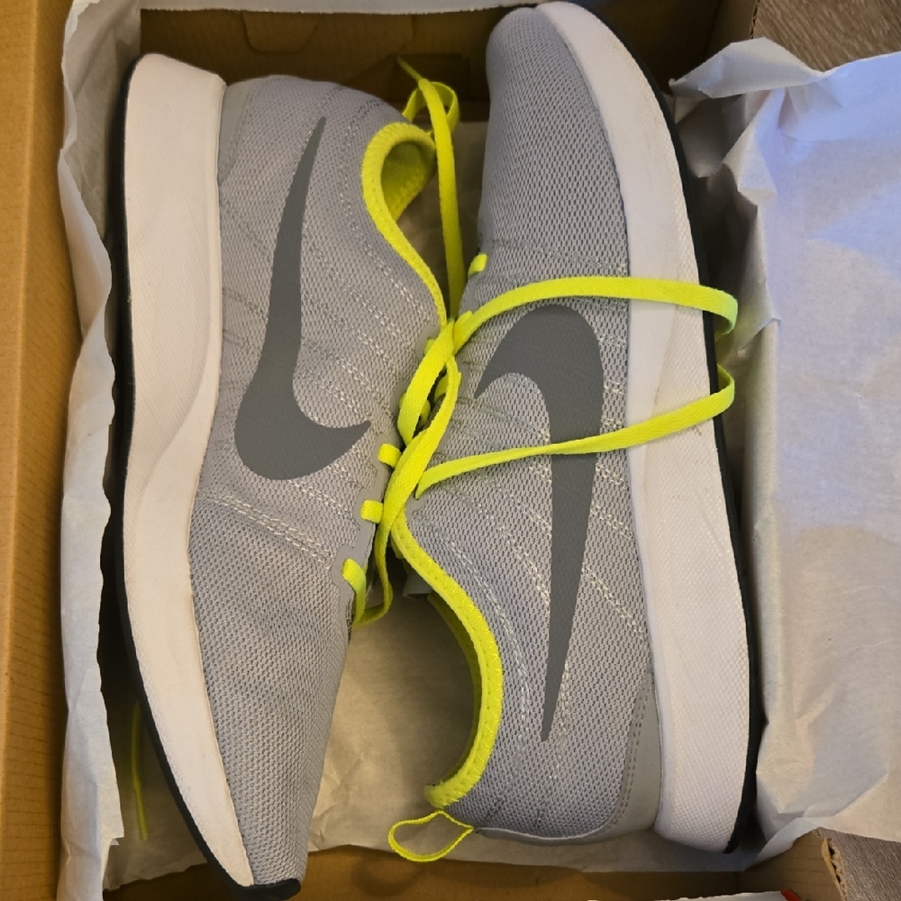 Nike Dual Tone Racer